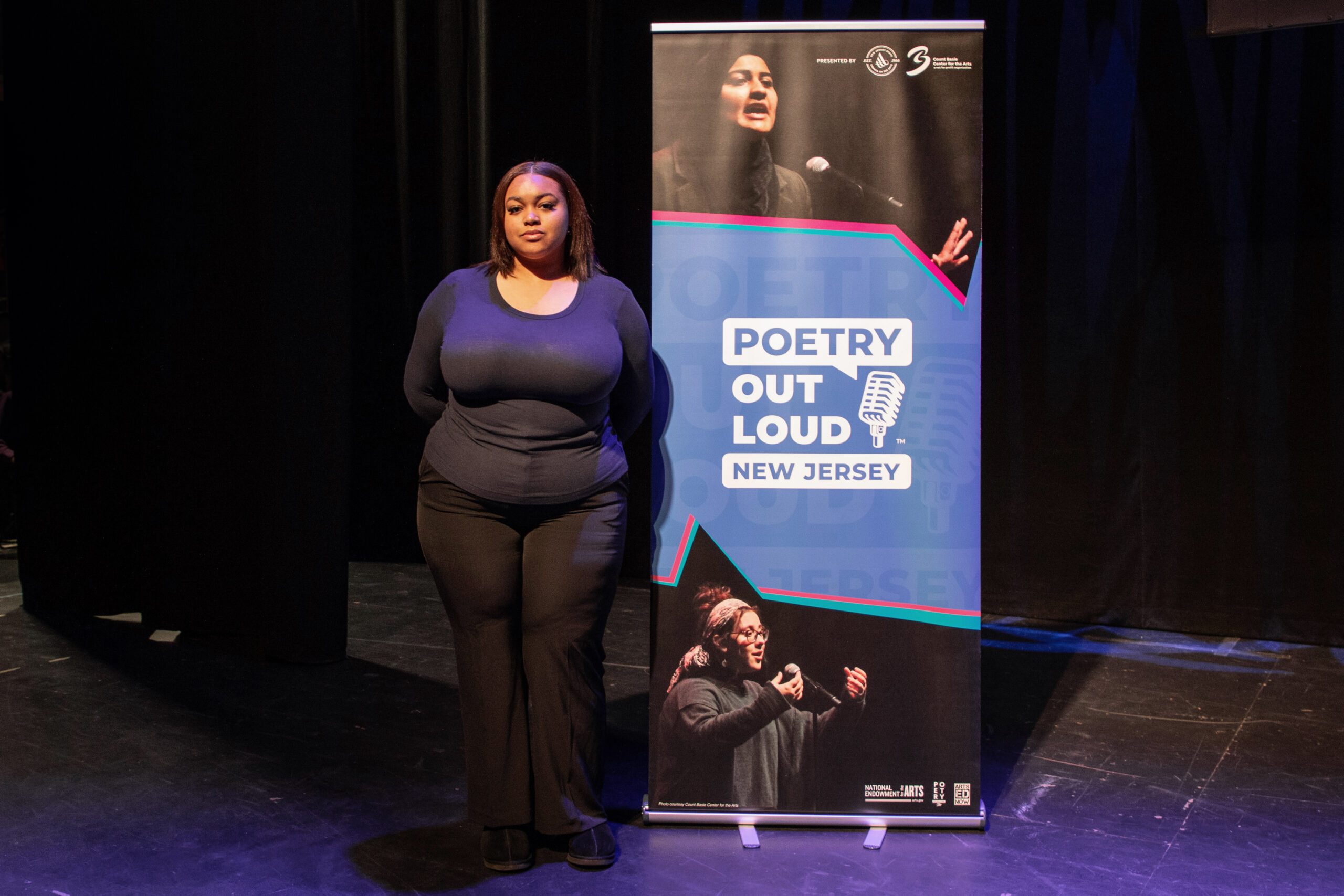 Amya Martinez, finalista estatal de New Jersey Poetry Out Loud 2024
