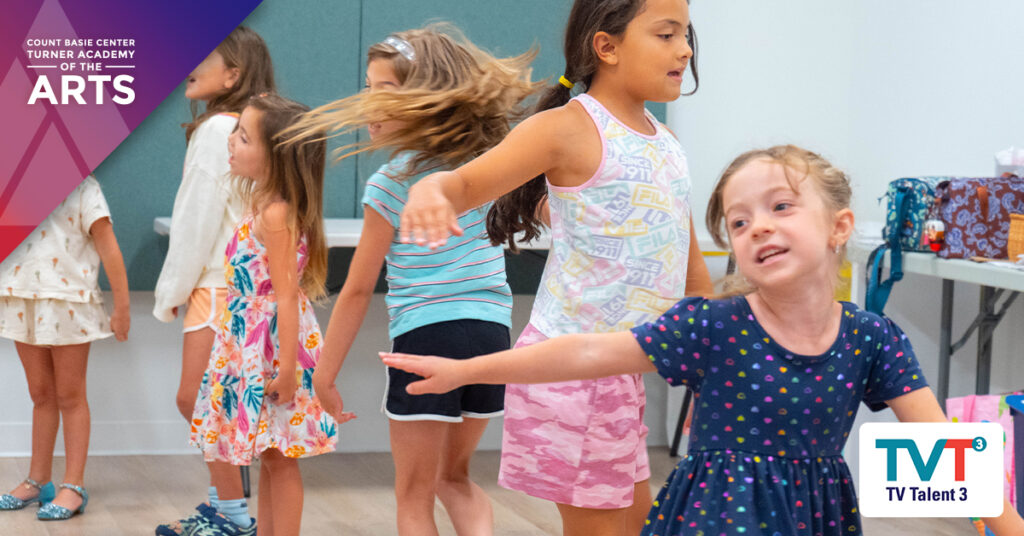 TVT3 COMPLETE THE SCENE • KIDS